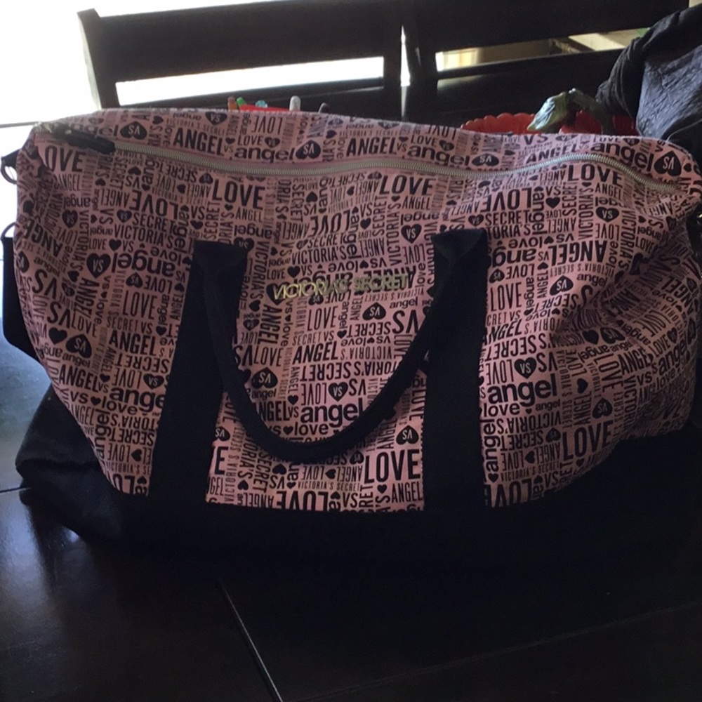 PINK by Victoria Secret Sports bag